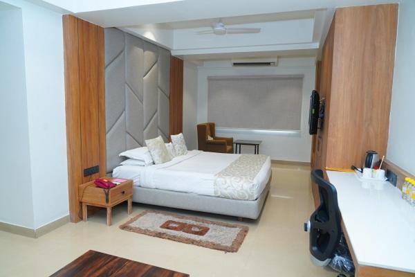 Hotel Kinara Grand Hajdarabad Zewnętrze zdjęcie