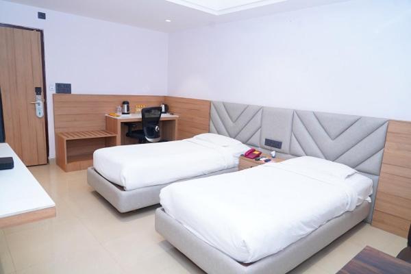 Hotel Kinara Grand Hajdarabad Zewnętrze zdjęcie