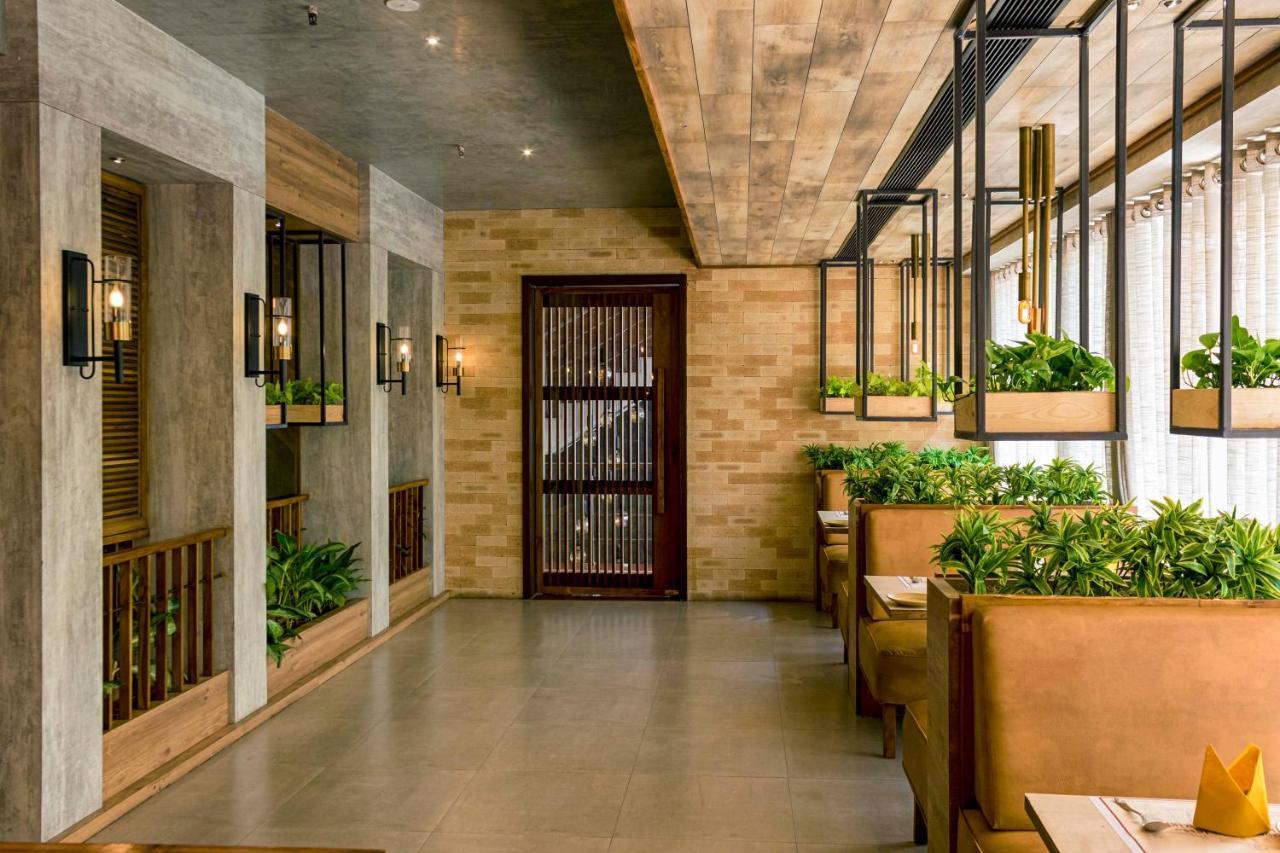 Hotel Kinara Grand Hajdarabad Zewnętrze zdjęcie